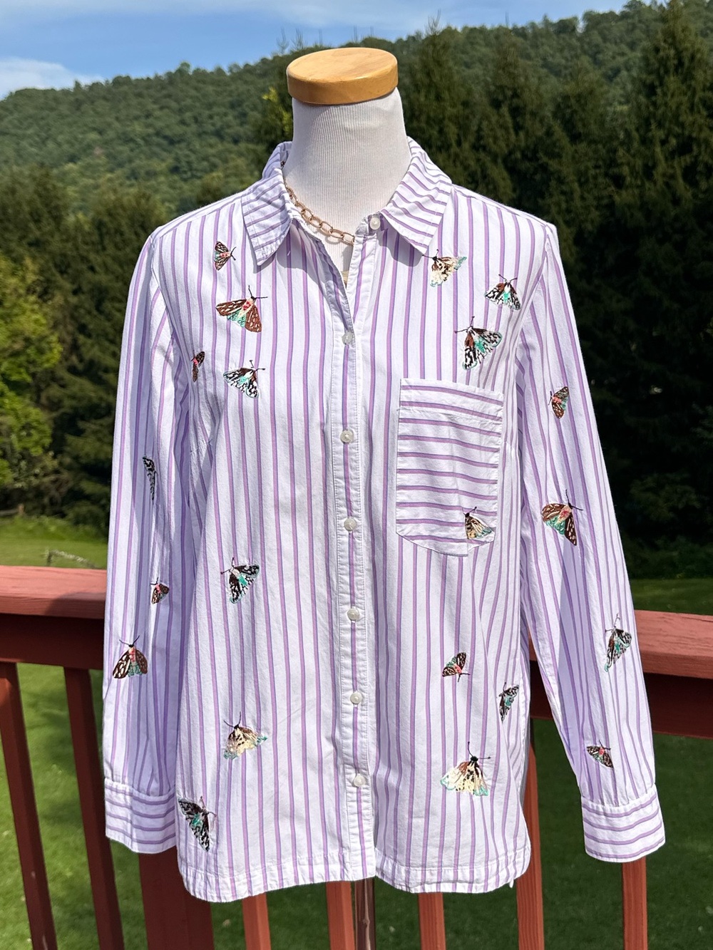 Maeve Anthropologie Deco Lavender-Striped Button Down Shirt with Butterfly Motif